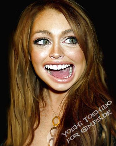 lindsay lohan funny - See her look so funny.