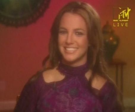 Britney speach at 2004 MTV Europe Music Awards - Britney has 5 MTV EMA awards:) She's only after Eminem, sharing second place with Justin Timberlake and Prodigy.