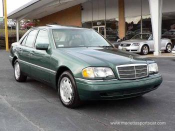Mercedes C280 - This is a C280 Mercedes if you want a awesome car get one!