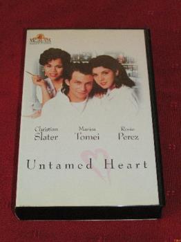 Untamed Heart - Marissa Tomei and christian slater