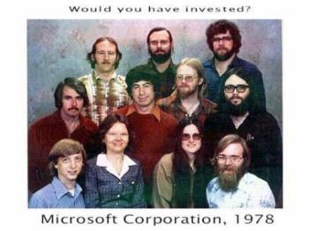Microsoft 1978 - A picture of the Microsoft team in 1978.

The top row is Steve Wood, Bob Wallace, Jim Lane. Middle row: Bob O&#039;Rear, Bob Greenberg, Marc McDonald, Gordon Letwin. Bottom row: Bill Gates, Andrea Lewis, Marla Wood, Paul Allen.
