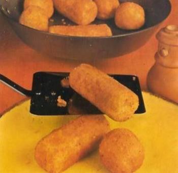 a picture of deep fried potato croquettes I enjoye - a picture of deep fried potato croquettes I enjoyed as a kid