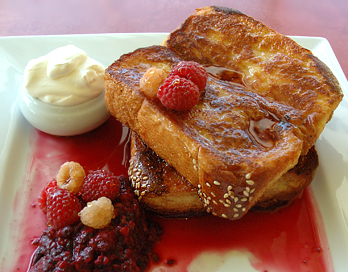 french toast - i love french toast and fruits