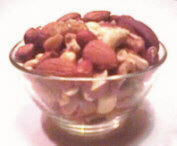nuts - Nuts are healthy and reducing heart attack