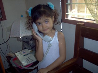 Hello Papa - Answering the phone calls