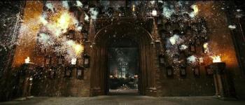 Firecraker still - The Weasley&#039;s firecracker scene in Harry Potter and the Order of the Phoenix.