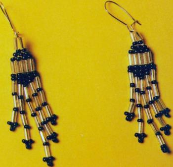 Native American style Beadwork earrings - Native American beadwork style earrings