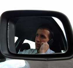 Mobile phone and driving - This is the best time to hang up on someone, if they&#039;re driving and on their mobile!