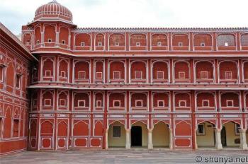 cite of palace - cite of palace---in india , it is from rajasthan----------------