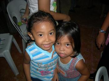 Filipino kids - Picture my son took in San Francisco. Filipino kids - Picture my son took in San Francisco.