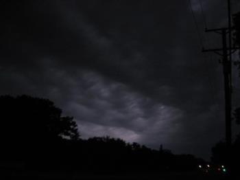 Eerie Cloud Formation - Another eerie looking cloud formation Eerie Cloud Formation - Another eerie looking cloud formation
