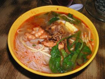 shrimp noodle - Shrimp noodle is one of my favorite food. It will taste even more delicious if prawns are added.