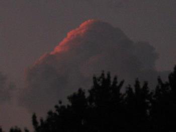 Another Great cloud photo - Just as the sun set behind the horizon