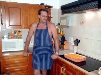 New meaning to the word "naked chef" - My wonderful naked chef
