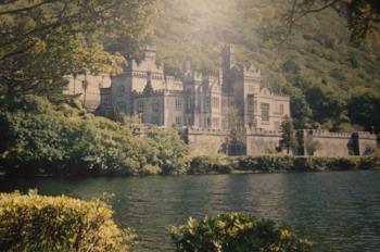 Irish Castle - Here&#039;s a nice place we can stay in Ireland