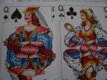 Queen movies - Queen of spades and the Queen of clubs?