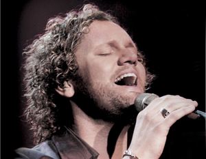 David Phelps - Curly hair