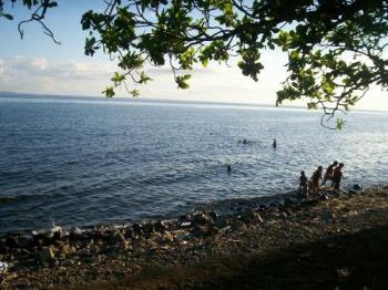 my hometown, zamboanga city philippines - i took the picture, at golf. people having their family day..

