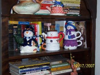 Snow people teapots - Part of my teapot collection