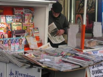 Newspaper Vendor - Newspaper Vendor magazines and newspapers