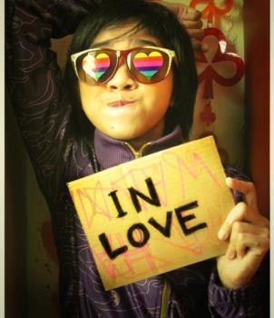 inlove, everyday^_^ - give love, till we still are breathing.. inlove, everyday^_^ - give love, till we still are breathing..