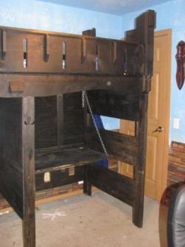 Castle Bunkbed - This is the bed Andy made. There is a second bed that comes out in an L shape not shown in picture.
