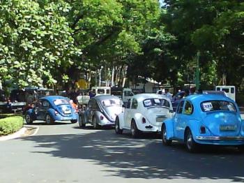 VW parade - April 7, 2008
Sunday
Quezon City, Philippines