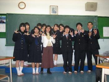 me and my japanese classmates - that&#039;s taken way back 2006, when i was an exchange student in Japan. ^_^