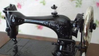 sewing machine model - a very cute lovely sewing machine model.