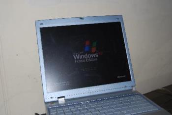 Laptop - Computer