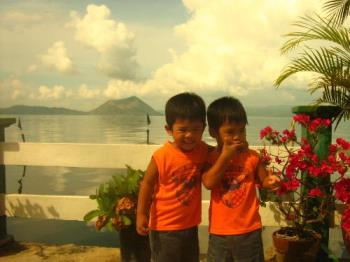 Identical Twins - Twins Andrei and Andrew are growing so fast and getting so bright. They never fail to fascinate us each day. They will turn 3 years old by October. 