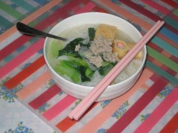Vermicelli Fishball Vege Soup - This is a homecook vermicelli noodle soup