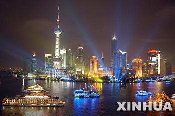 huangpu river - Huangpu river, the most important shipping artery of shanghai, wriggles like an undulating muddy dragon from the mouth of the Yangtze river in Wusong to the east of China sea. 