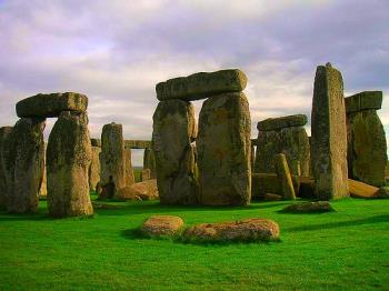 Stone Hedge - This is a picture of stonehedge Stone Hedge - This is a picture of stonehedge