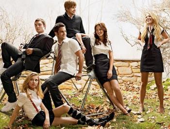gossip girl - Privileged teenagers attend an elite private school in New York City. Based on Alloy Entertainment's book series.