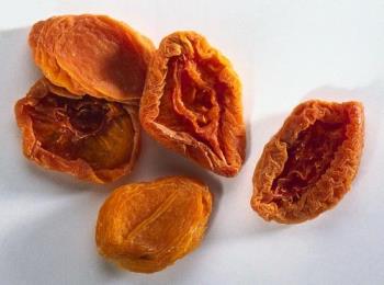 dried fruit - Dried Peaches