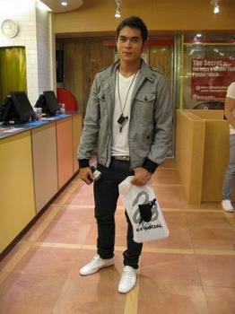 jake cuenca - one of the hot guys jake cuenca - one of the hot guys