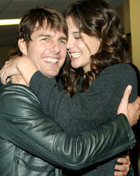 tom cruise and katie holmes - love this couple together with their daughter suri ;)