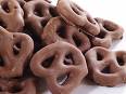 chocolate covered pretzels - this is a picture of chocolate covered pretzels
