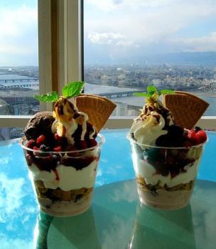 Ice cream sundaes with fruit, nuts, and a wafer - Ice cream sundaes with fruit, nuts, and a wafer ,which i like more. Ice cream sundaes with fruit, nuts, and a wafer - Ice cream sundaes with fruit, nuts, and a wafer ,which i like more.