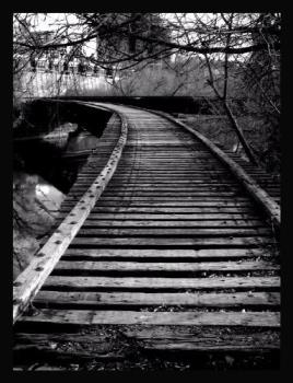 random pic by me :) - This is probably one of the best pictures I&#039;ve taken. It was at a bridge, and I think I managed to capture a certain feeling when I took it (and added contrast to it via photoshop). 