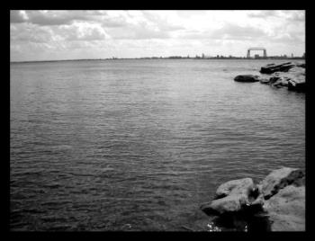 a pic i took in Duluth on vaca! - This is a (black and white) artistic pic I took while in Duluth on vacation - it&#039;s of Superior Lake. It&#039;s truly a gorgeous place! 