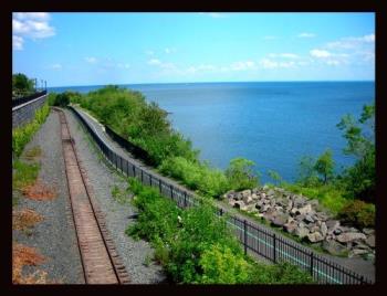 another Duluth pic! - Here&#039;s another Duluth pic that I took about a year ago. Duluth (especially in the "down town" area by the lake) has some SERIOUSLY awesome trails to walk, run or bike on, and it&#039;s just an amazing place to sight-see. I would suggest it to ANYONE.