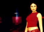 kareena - red and hot  - really red and attractive - kareena kapur -- hot & spicy 
