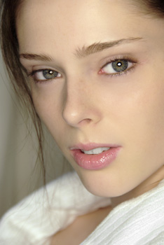 beautiful girl named coco rocha - her name is coco rocha,one of the most beautiful models in the world.she is from Canada.