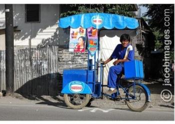 icecream vendor in the Philippines - unlike in western countries ice cream vendors in the philippines use bicycles instead of vans