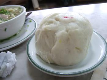 Ma Mon Luk Siopao - Ma Mon Luk siopaos are big and hefty (bigger than a fist). The taste is as big as the servings.