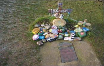 Sambo's Grave - The little grave at Sunderland Point