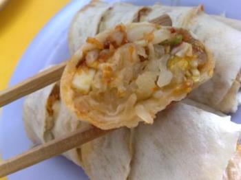 Spring Roll - Fresh Spring roll or popiah, vegetarian crepe