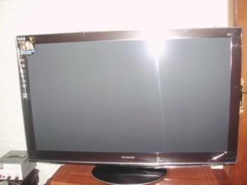 Panasonic 50 inches 3D Full HD - I bought it just yesterday for I am more addicted unto this kind of technologies.